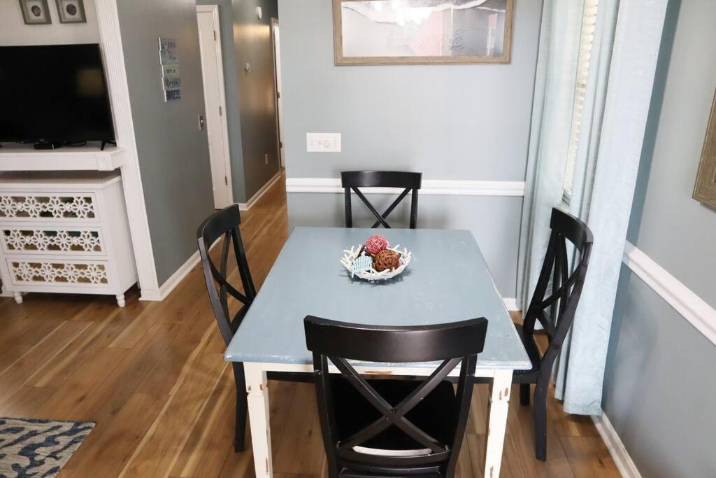 Lazy Palm 4 Pools Short Walk To Beach! Sleeps 5! Panama City Beach Exteriör bild